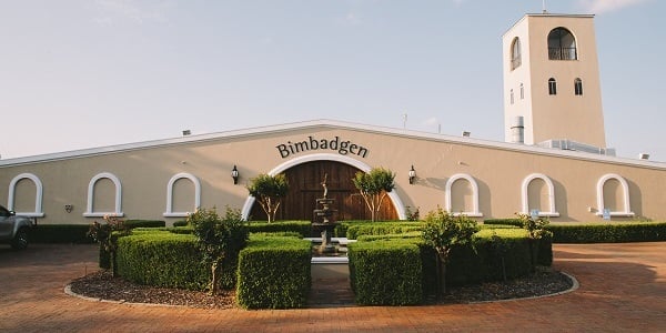 Bimbadgen(C)TimPascoe001107-1